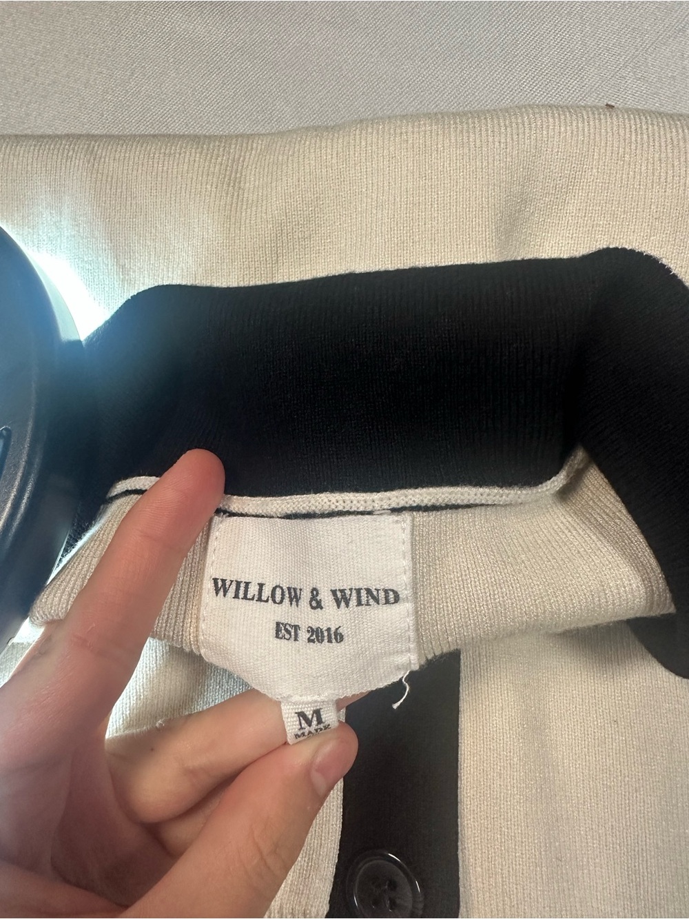 Willow & Wind Cream and Black Collared Tank Top - Picture 4 of 5